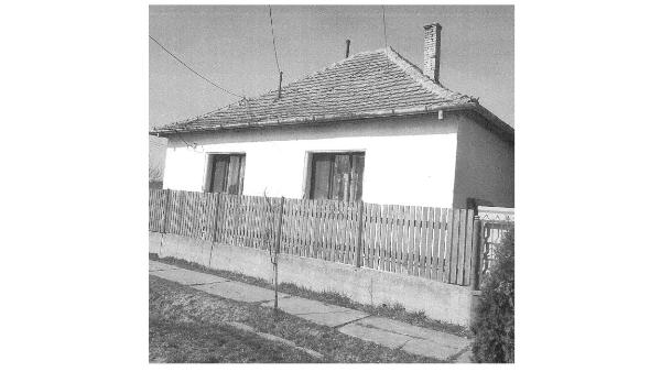 Tiszacsege, Bartók Béla utca 18.: lakóház · 5 000 000 Ft – árverés