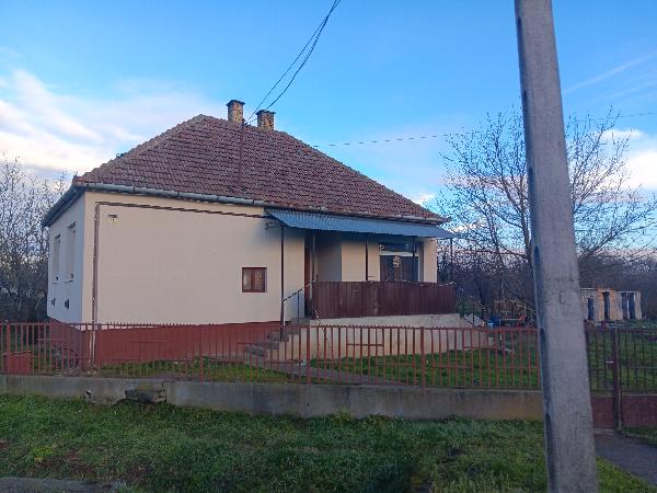 Győrtelek, Tunyogi út 11: lakóház · 3 500 000 Ft – árverés