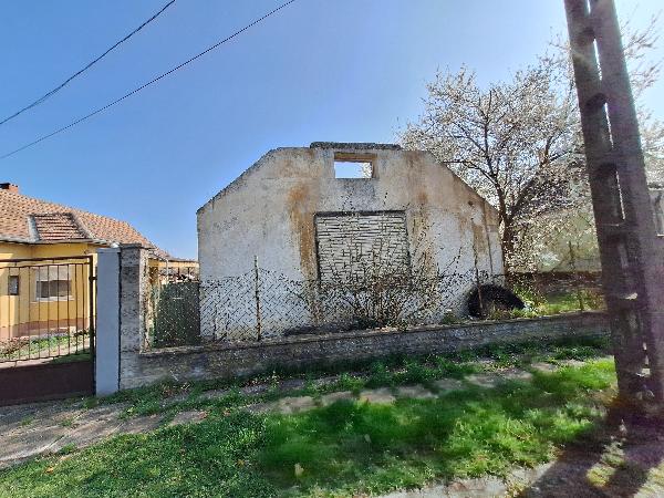 Berhida, Boronkai utca 28.: lakóház · 175 000 Ft – árverés