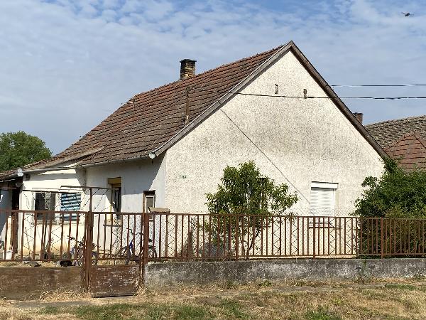 Szakály, Szabadság utca 187: lakóház · 5 000 000 Ft – árverés