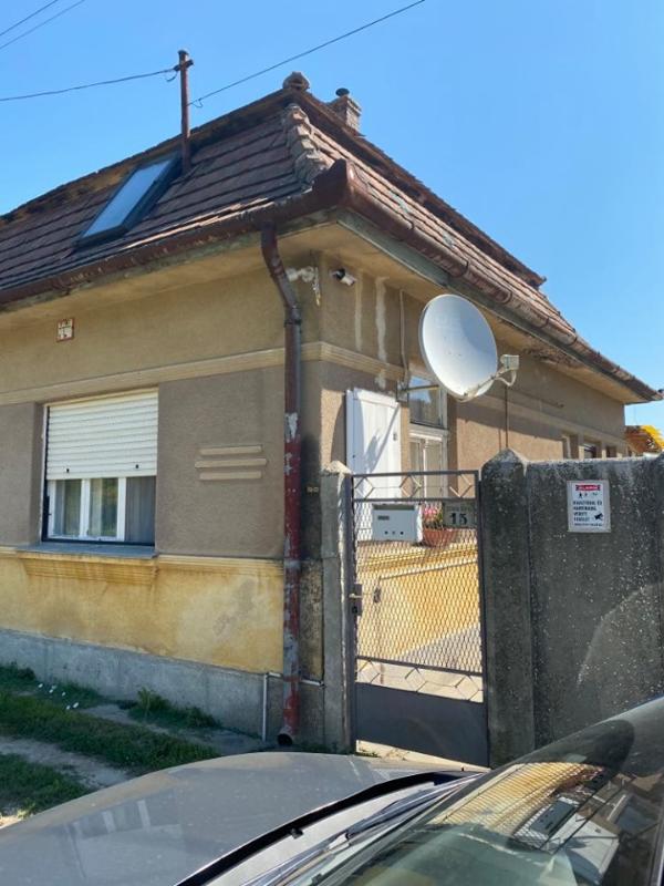 Kiskunlacháza, Szabadság utca 15.: lakóház · 15 329 500 Ft – árverés