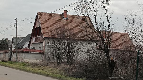 Győrtelek, Dobó Katalin utca 1.: lakóház · 2 225 000 Ft – árverés