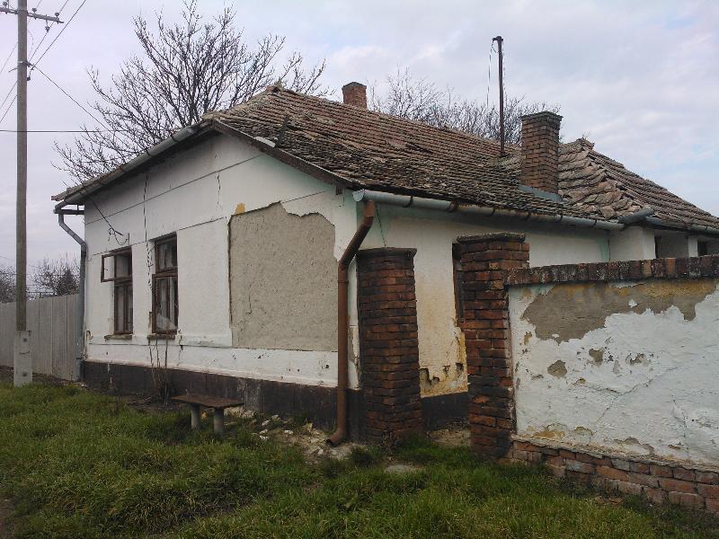 5475 Csépa, Árpád utca 92.: lakóház · 250 000 Ft – ingatlanárverés