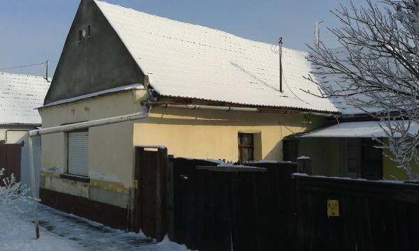Elek, Dankó utca 13-1.: lakóház · 63 950 Ft – árverés