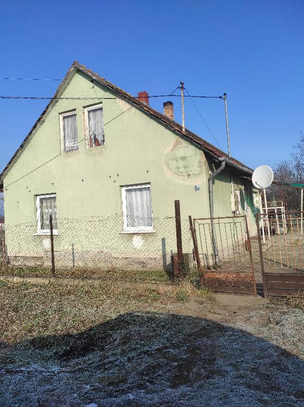 Ercsi, Lavotta utca 37.: lakóház · 756 875 Ft – árverés