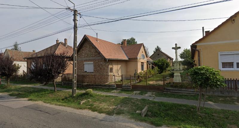 7562 Segesd, Kossuth utca 38.: lakóház · 504 000 Ft – ingatlanárverés