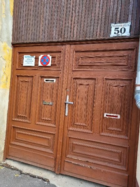 Debrecen, Pacsirta utca 50.: lakóház · 50 000 000 Ft – árverés
