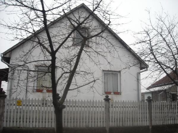 Vásárosnamény, Pöltenberg Ernő út 17.: lakóház · 500 000 Ft – árverés
