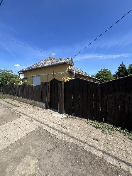 Erdőtelek, Erkel Ferenc utca 14/2: lakóház · 2 250 000 Ft – árverés