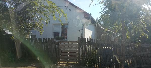 Baktalórántháza, Ibolya utca 7: lakóház · 900 000 Ft – árverés