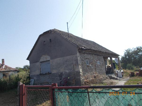 Sárpilis, Arany János utca 11.: lakóház · 240 000 Ft – árverés