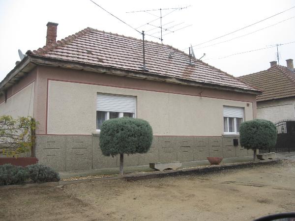 2367 Újhartyán, Akácfa utca 22.: 9 360 160 Ft – ingatlanárverés