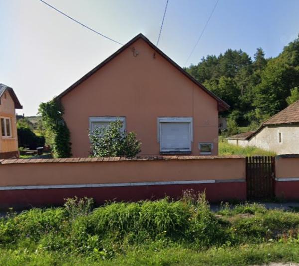 Szendrőlád, Új Élet út 3.