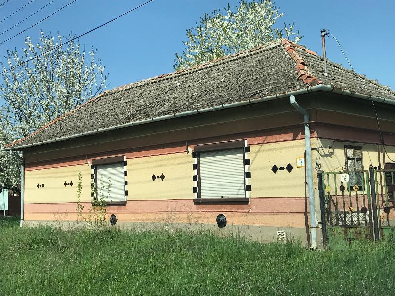 Nagyszénás, Justh Zsigmond utca 2.: lakóház · 132 000 Ft – árverés