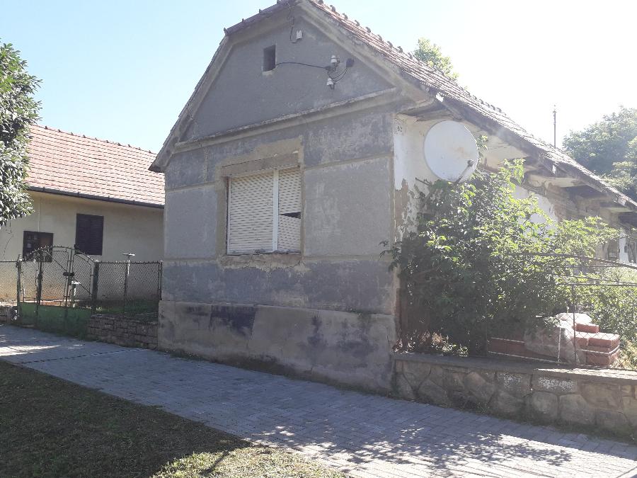 Kátoly, Szabadság utca 42.: lakóház · 213 333 Ft – árverés