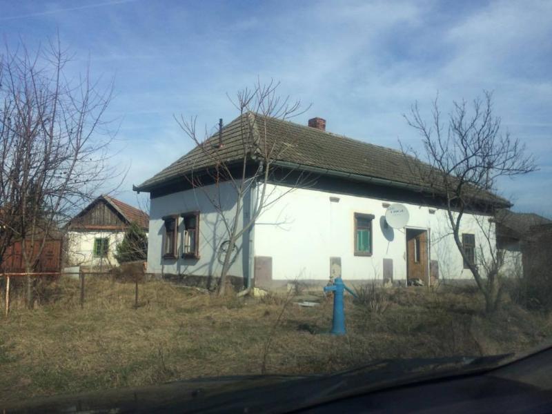 Kőtelek, Nagykörűi út 3: lakóház · 200 000 Ft – árverés