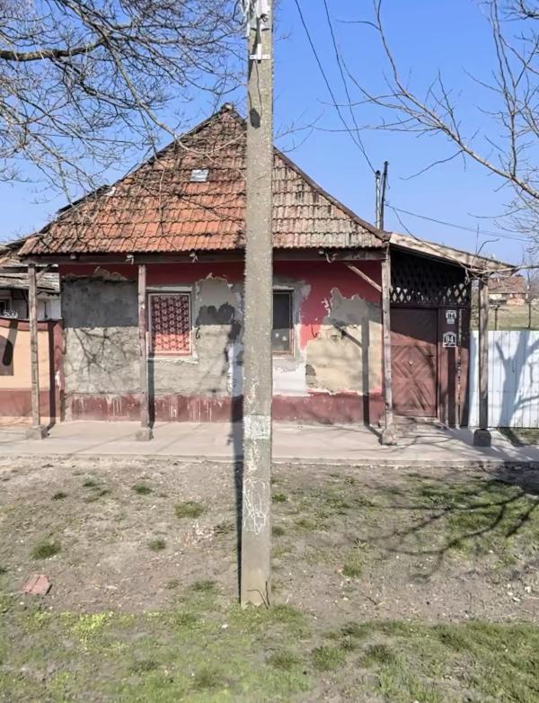 Kömlő, Ady Endre út 94 – lezárult árverés, 105 000 Ft (2026. október)