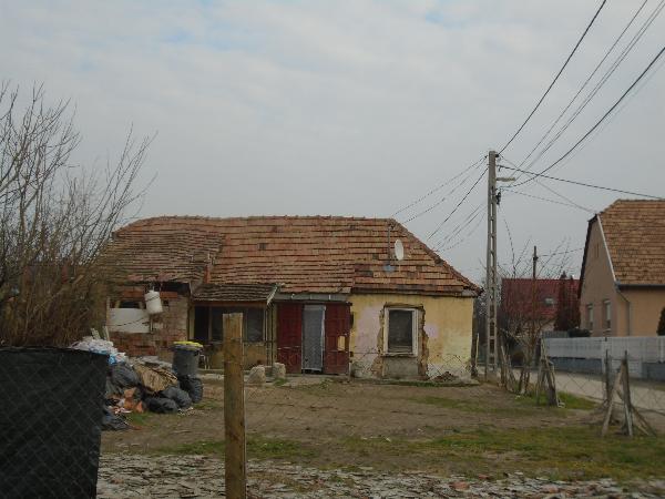 Pilis, Hunyadi utca 16/a.: lakóház · 2 400 000 Ft – árverés