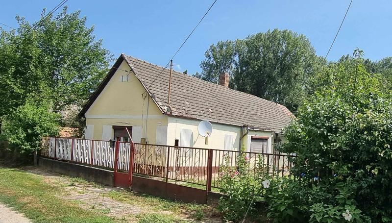 8666 Somogyegres, Petőfi Sándor utca 6: 1 400 000 Ft – ingatlanárverés