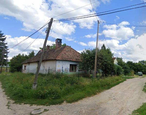 Szentpéterúr, Móra Ferenc utca 7: lakóház · 1 000 000 Ft – árverés