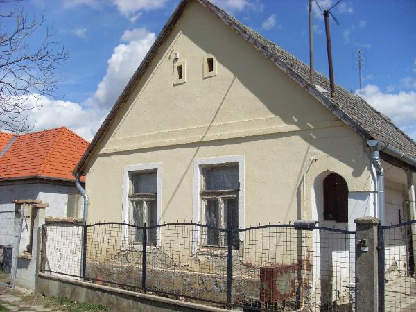 8092 Pátka, Kossuth Lajos utca 32.: 5 000 000 Ft – ingatlanárverés