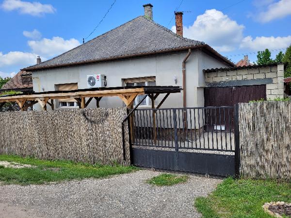 2461 Tárnok, Szív utca 5/a.: lakóház · 9 485 000 Ft – ingatlanárverés