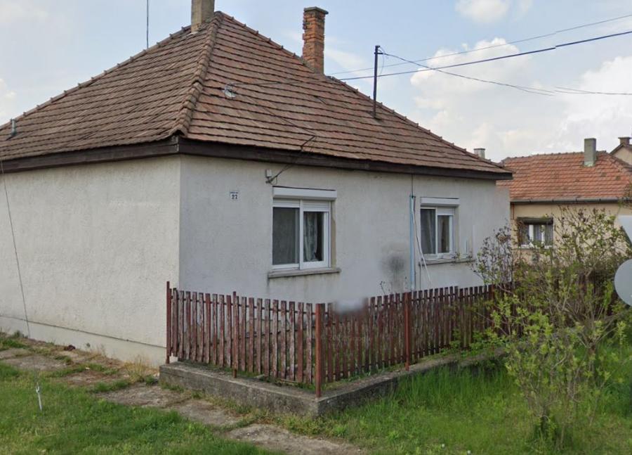 Balassagyarmat, Komjáthy utca 27: lakóház · 7 500 000 Ft – árverés