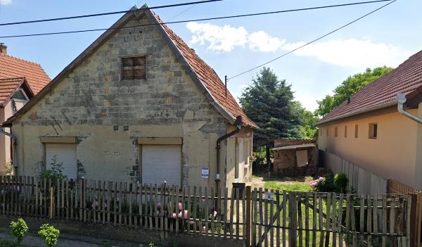 Jászapáti, Vasvári utca 6/a.: gazdasági épület · 180 000 Ft – árverés