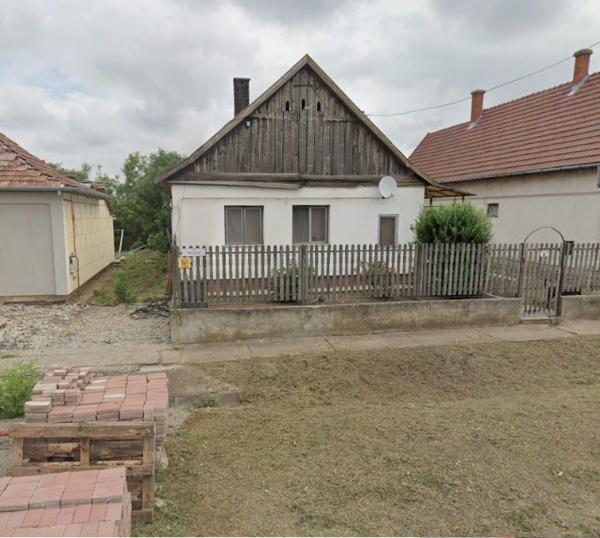 Füzesgyarmat, Kiss Ernő utca 18/a.: lakóház · 722 500 Ft – árverés