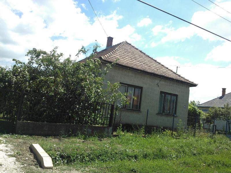Kunhegyes, József A utca 19: lakóház · 571 000 Ft – árverés