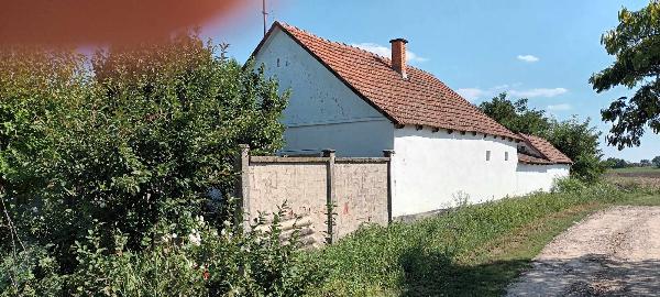 Kiszombor, Régi Makói utca 20: lakóház · 4 900 000 Ft – árverés