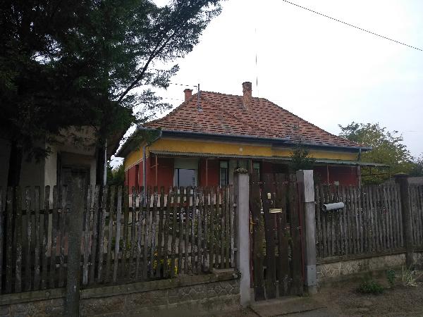 Újszilvás, Dobó István utca 17.: lakóház · 2 625 000 Ft – árverés
