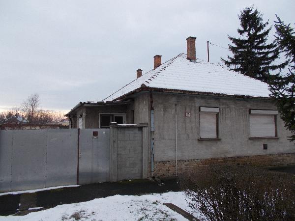 Kiszombor, Szegedi utca 48.: lakóház · 4 100 000 Ft – árverés