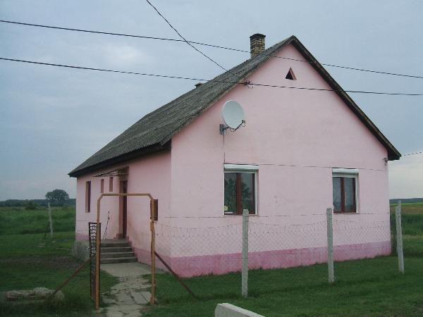 Derecske, Keleti utca 18.: lakóház · 1 800 000 Ft – árverés