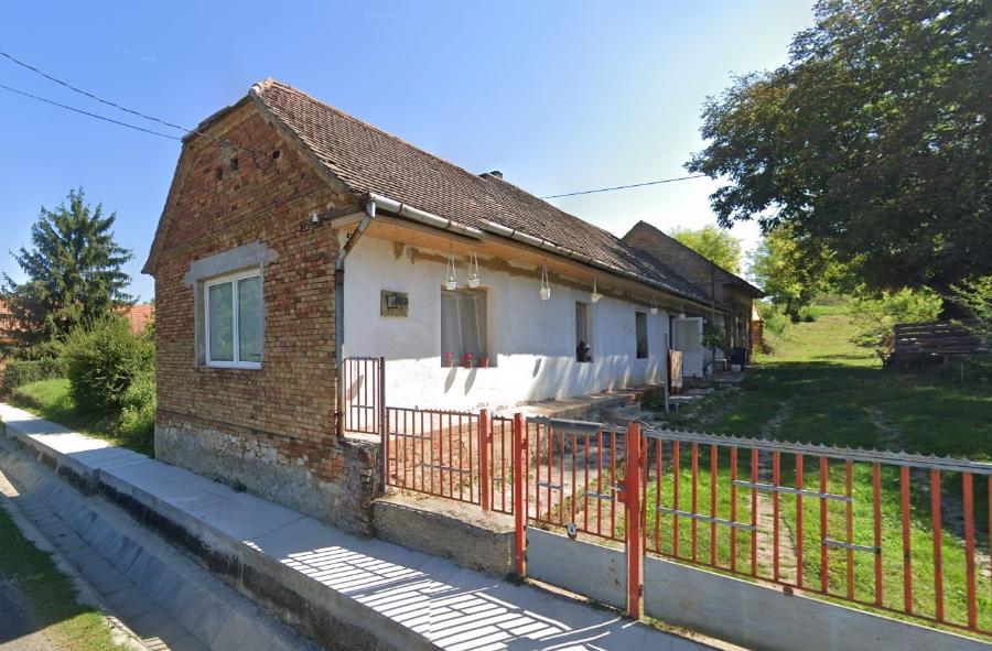 Szellő, Fő utca 61.