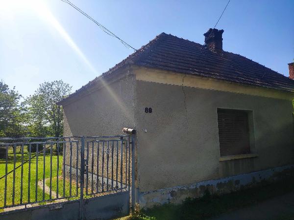 8914 Vasboldogasszony, Petőfi S. utca 89: lakóház – ingatlanárverés