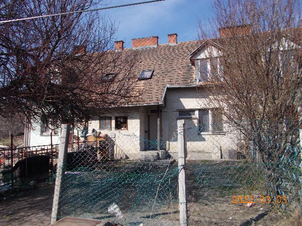 Szekszárd, Barát János utca 22.: lakóház · 1 085 000 Ft – árverés