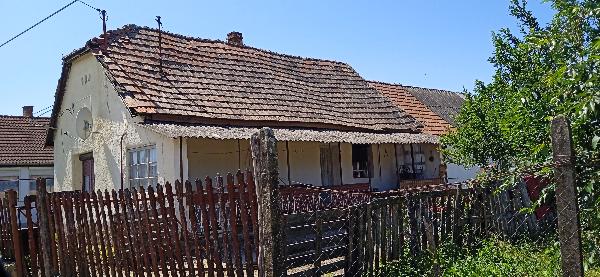 Kántorjánosi, Jókai Mór utca 3: lakóház · 375 000 Ft – árverés