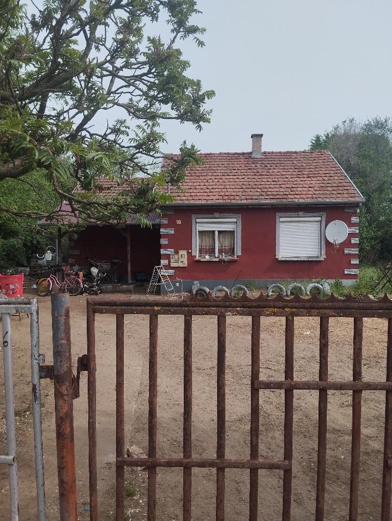 Hajdúhadház, Keskeny utca 16.