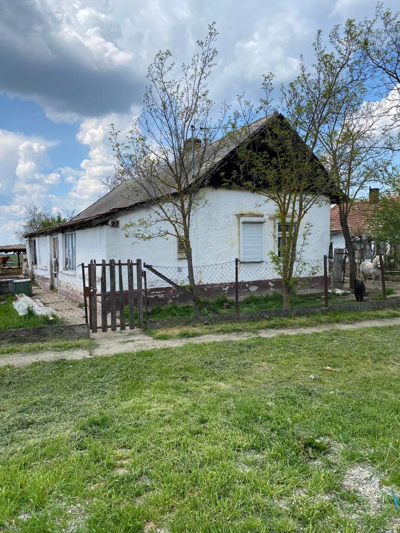 Kenderes, Magyar utca 27.: lakóház · 175 000 Ft – árverés