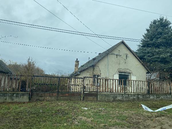 Magyarkeszi, Vörösmarty utca 14: lakóház · 625 000 Ft – árverés