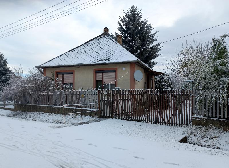 Tiszadob, Kiss Ernő utca 1.: lakóház · 2 000 000 Ft – árverés
