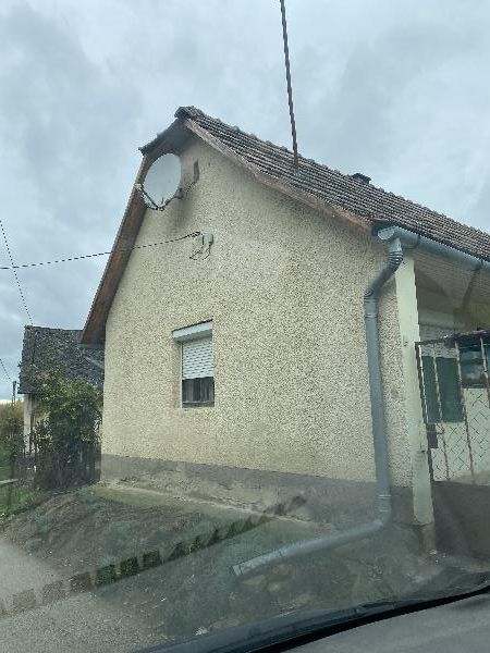 Magyarkeszi, Petőfi Sándor utca 40.: lakóház · 840 000 Ft – árverés