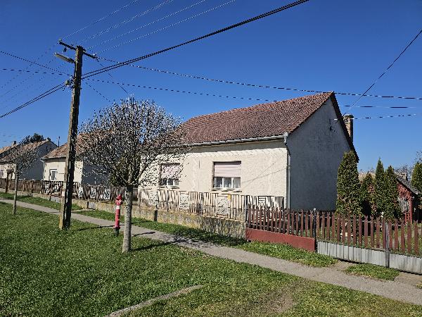 Kislippó, Kossuth Lajos utca 64.: lakóház · 875 000 Ft – árverés