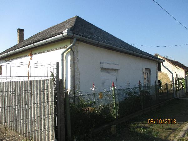4492 Dombrád, Móra Köz 3.: lakóház · 1 500 000 Ft – ingatlanárverés