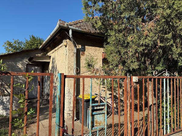 Tompa, Katona Sor 34: lakóház · 1 400 000 Ft – árverés