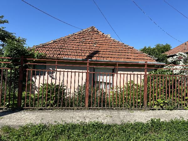 Putnok, Tompa Mihály út 79.: lakóház · 420 000 Ft – árverés