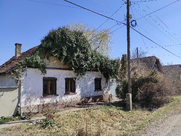Mélykút, Jókai utca 23.: lakóház · 250 000 Ft – árverés