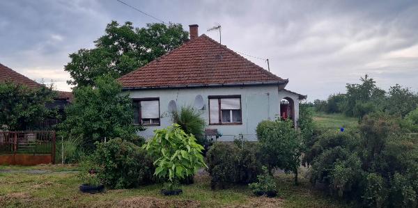 Méhtelek, Petőfi utca 31/b.: lakóház · 400 000 Ft – árverés