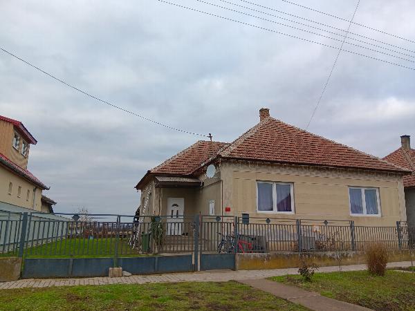 4763 Ura, Csengeri utca 22 – lezárult árverés, 3 875 000 Ft